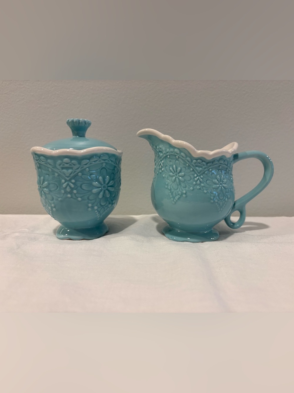 Pier 1 Imports Lacy Aqua Blue Sugar Bowl w/Lid & Creamer Discontinued Excellent!